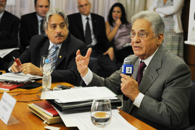  O ex-presidente Fernando Henrique Cardoso e o presidente da Fiocruz, Paulo Gadelha, na reunião que inaugurou as atividades da CBDD 