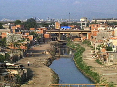  O programa vai mostrar imagens das periferias das grandes cidades, onde a falta de saneamento é comum 