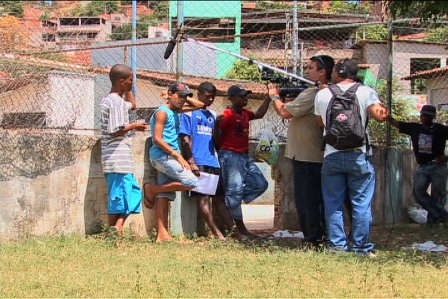  A equipe do Canal Saúde fez reportagem em Governador Valadares, município mineiro que apresenta o segundo maior Índice de Homicídios na Adolescência (IHA) do país 