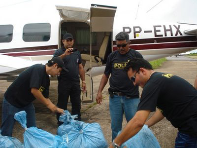  Agentes da Polícia Federal fazem apreensão de cocaína em Rondônia 