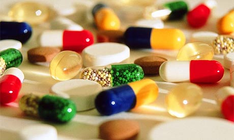  Na pesquisa, a autora destacou que a seleção de medicamentos é etapa fundamental para uma assistência farmacêutica de qualidade 