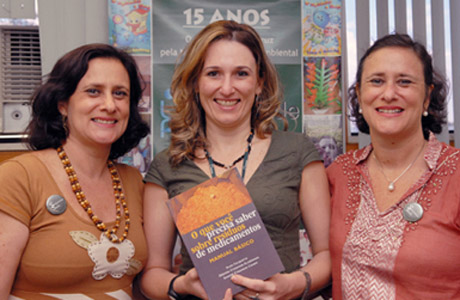  As pesquisadoras Débora, Elda e Simone, no lançamento do livro (Foto:Ensp/Fiocruz) 