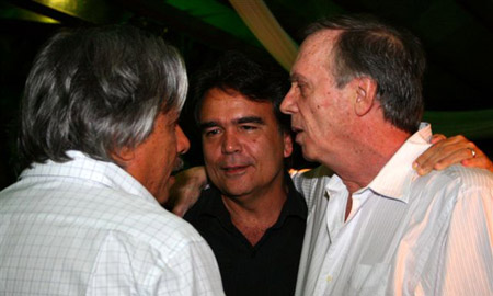  Mario Hamilton (à direita), o ministro José Gomes Temporão e o vice-presidente da Fiocruz Paulo Gadelha 