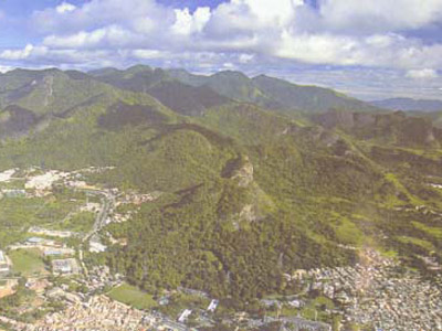  Vista aérea do Maciço da Pedra Branca, na Zona Oeste do Rio 