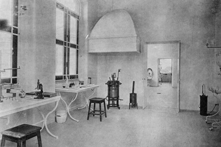  Laboratório para o estudo da peste, em 1905 