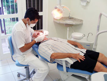 Estudo aponta alta prevalência de perda dentária em idosos de Botucatu, São Paulo