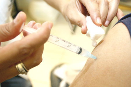  A vacinação contra a rubéola, em 2008, atingiu 67 milhões de brasileiros de até 39 anos 