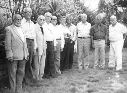  Perissé (o primeiro à esq) e os demais cientistas cassados no Massacre de Manguinhos (Fotos: Arquivo COC) 