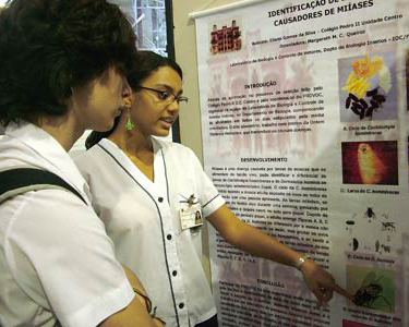 Jovens pesquisadores são provocados a fazer ciência na 17° Semana do Provoc