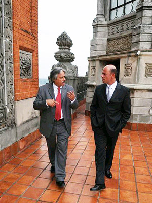  Os presidentes da Fundação, Paulo Gadelha, e da GE, João Geraldo Ferreira (Foto: Peter Ilicciev) 