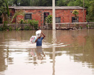 Doenças comuns na época de enchentes são foco de iniciativas da Fiocruz
